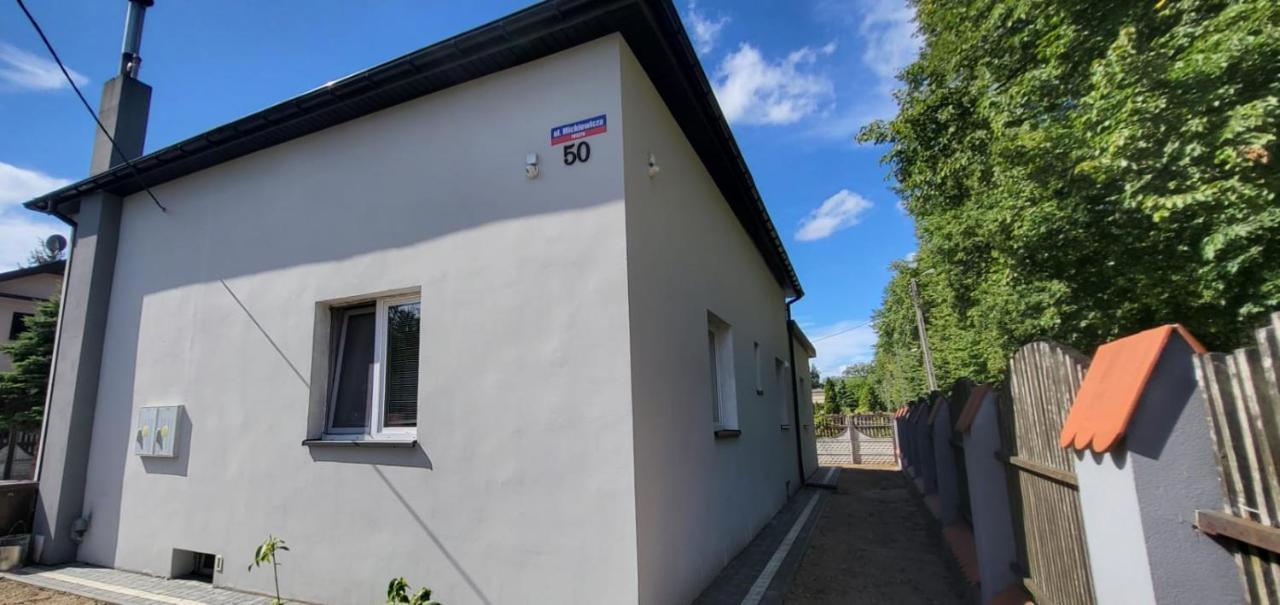Noclegi Tuszyn Exterior photo